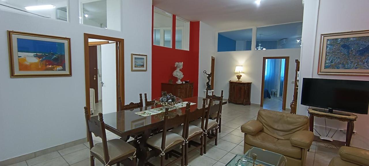 Ferienwohnung Amanda'S Taranto Exterior foto