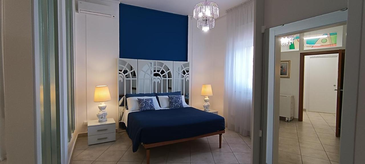 Ferienwohnung Amanda'S Taranto Exterior foto