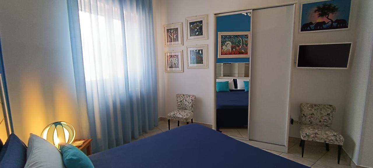 Ferienwohnung Amanda'S Taranto Exterior foto